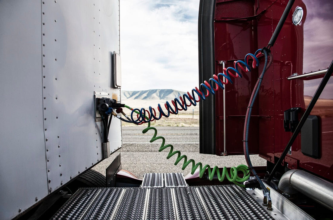 Wiring 101: 4-Pin vs. 7-Pin, Brake Controllers, and Troubleshooting
