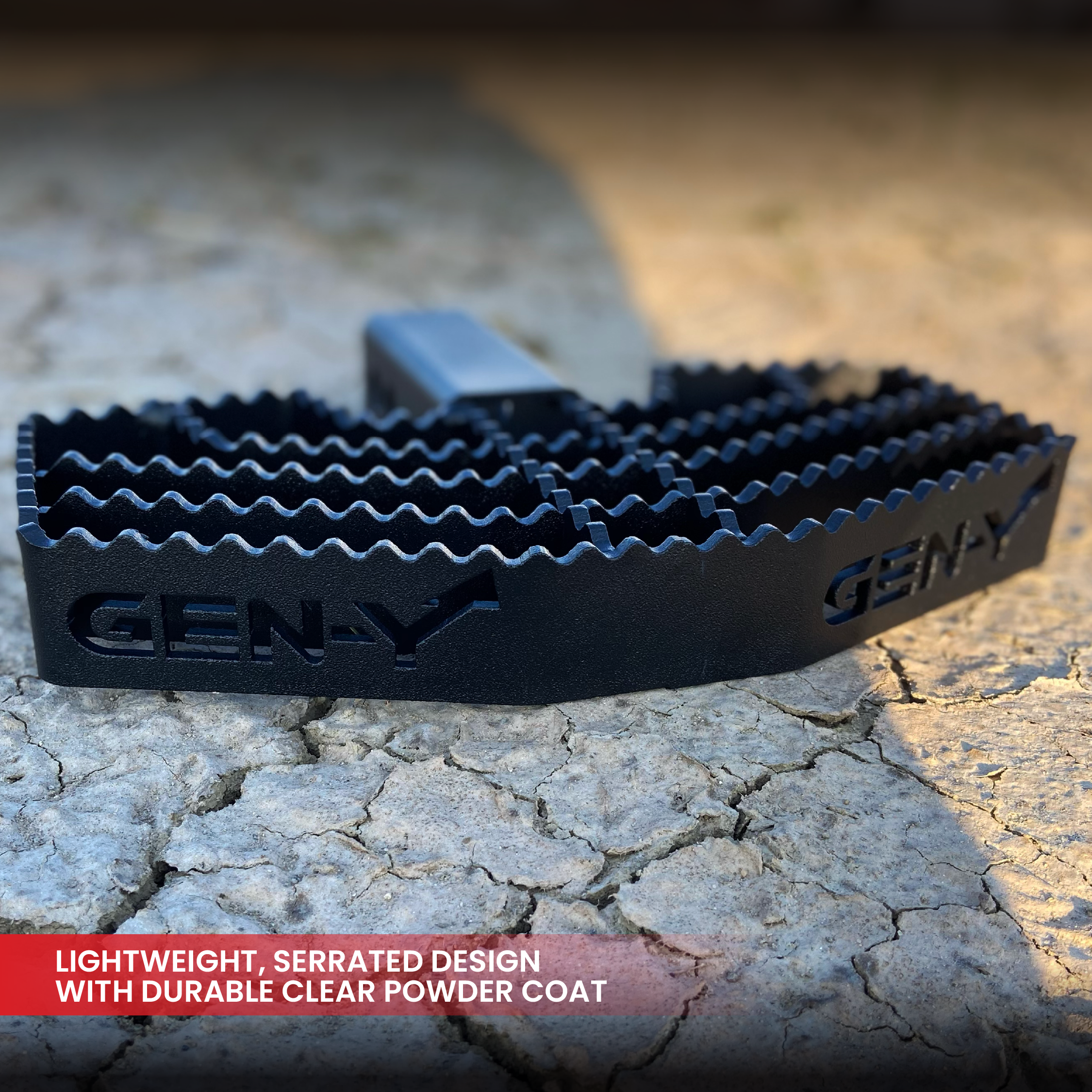 PHANTOM Serrated Hitch Step